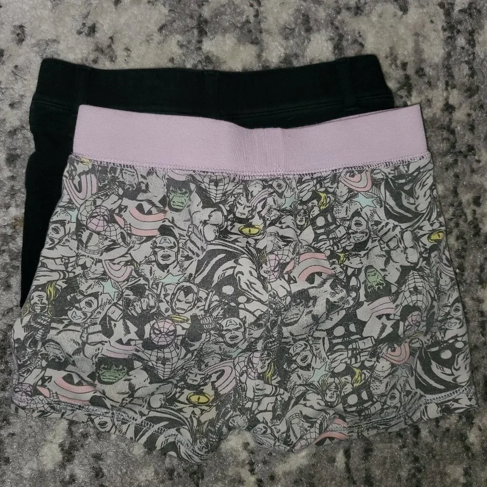 Girls Set of 4 Shorts~~ M (6/7/8)